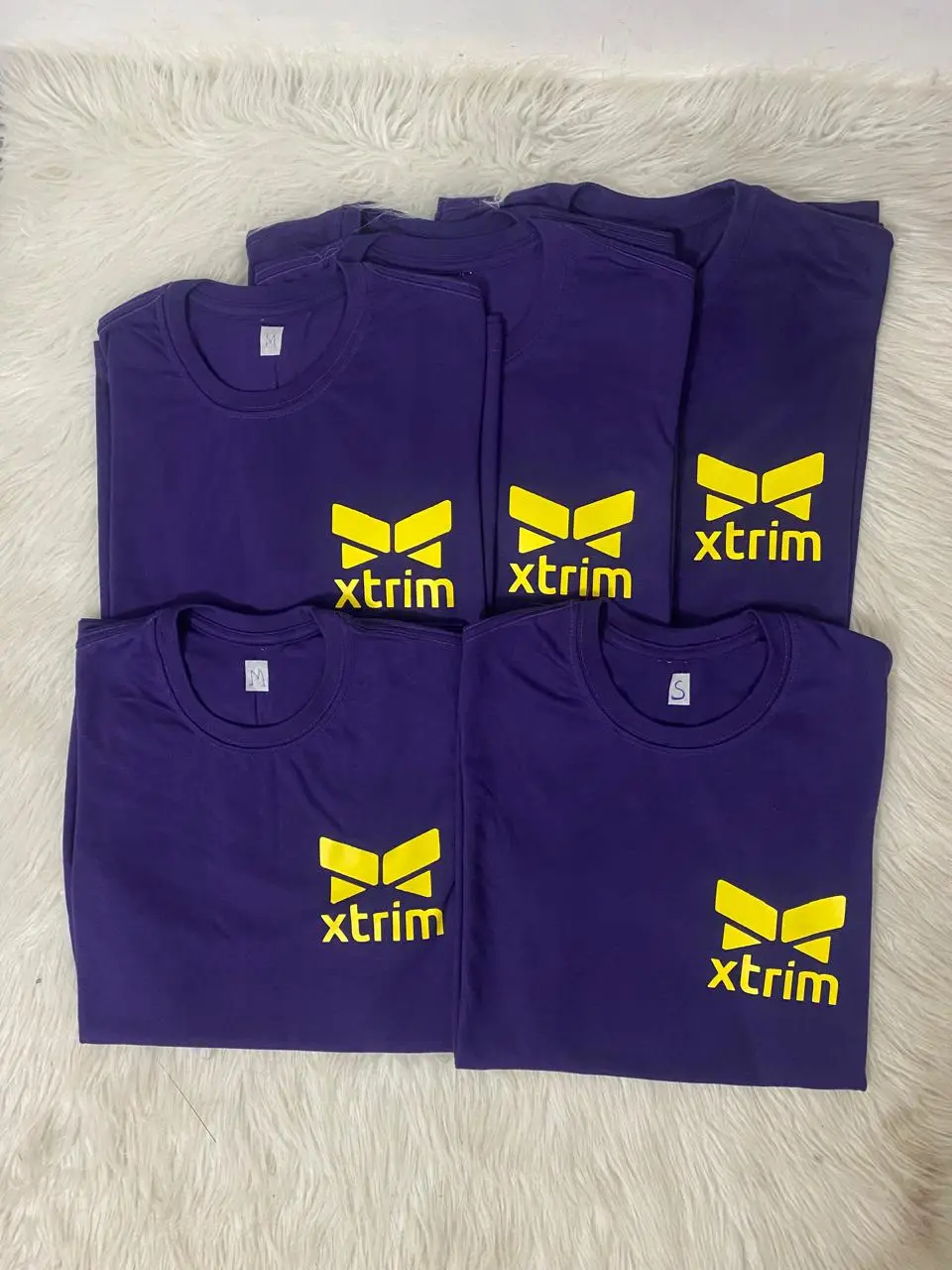 Xtrim Serigrafía: Personalización Profesional de Camisetas